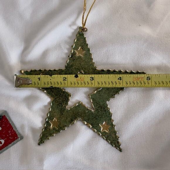 Holiday Ornaments Metal Star & Merry Christmas Sign Lot of 2 Country Farmhouse - Picture 8 of 8
